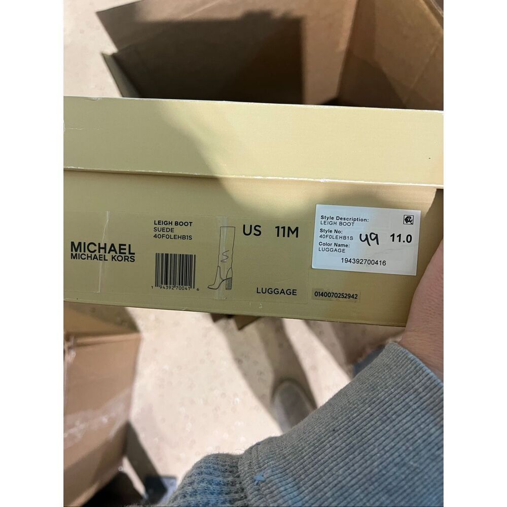 MICHAEL Michael Kors NWT Designer Bohemian Chic 3.5” Leigh Suede Luggage Boot Si - Picture 5 of 5